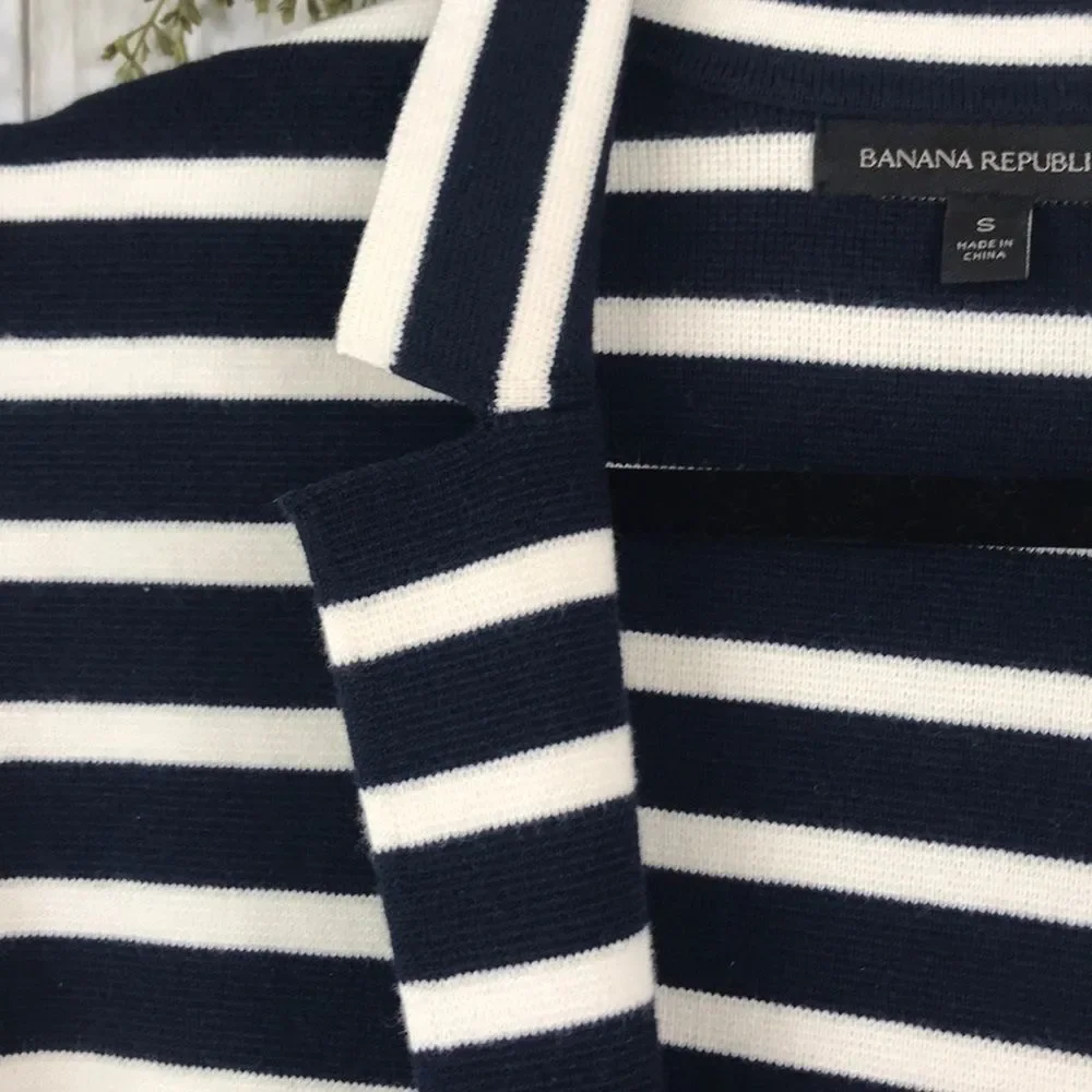 Banana Republic Jacket. Black and white. Size s - Picture 3 of 6